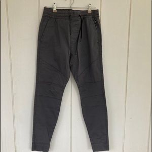 Hollister Advance Stretch Black Skinny Joggers Small NWOT Men